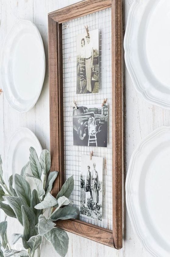 Antique frame, chicken wire; Farmhouse Wall Decor Ideas