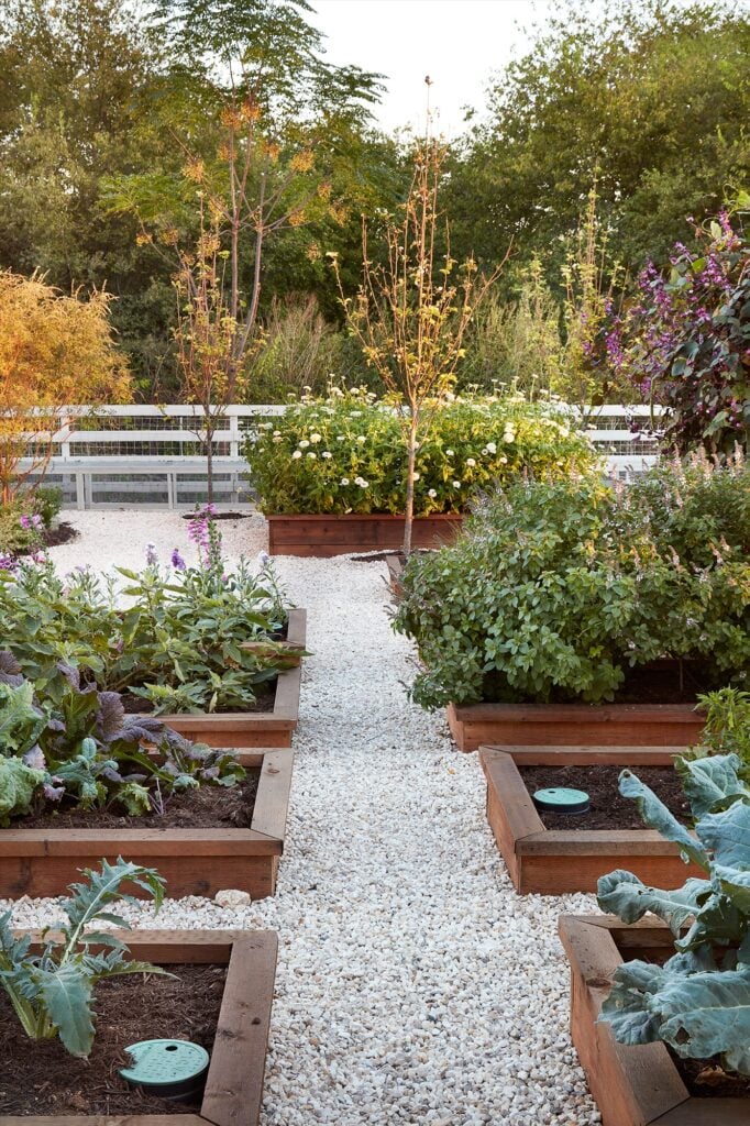 garden, garden boxes, garden house, greenhouse, Joanna Gaines, fixer upper