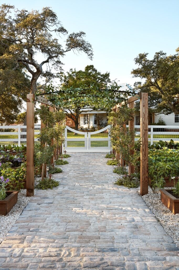 garden, garden boxes, garden house, greenhouse, Joanna Gaines, fixer upper