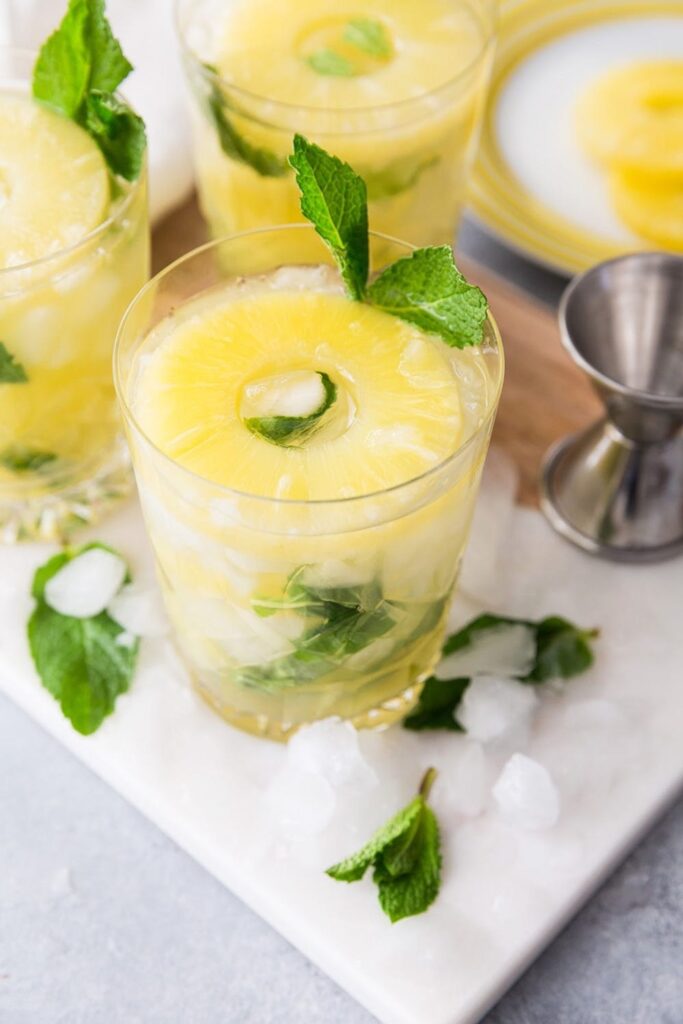 Delicious Summer Cocktail: Pineapple Ginger Mojito - ginger liqueur.