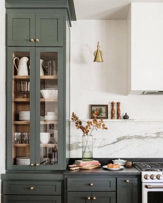 9 Pretty Green Kitchens You Need To See