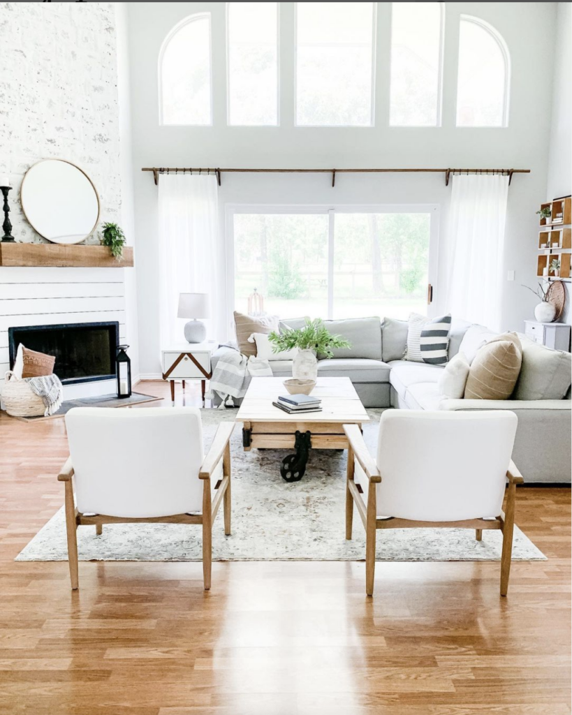 25 Modern Farmhouse Living Room Decor Ideas; Rustic meets the modern world, best of both worlds when it comes to a farmhouse living room look