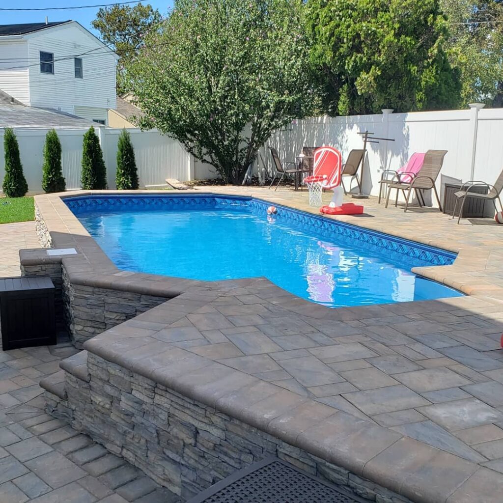 Luxury Above Ground Pools; swimming pools that make your yard look like a million bucks! Everything you want in an above ground swimming pool.