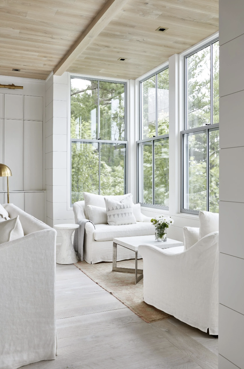 25 Most Beautiful Lake House Living Rooms ; muskoka living room
