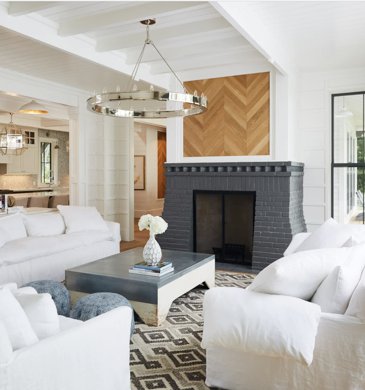 25 Most Beautiful Lake House Living Rooms ; muskoka living room