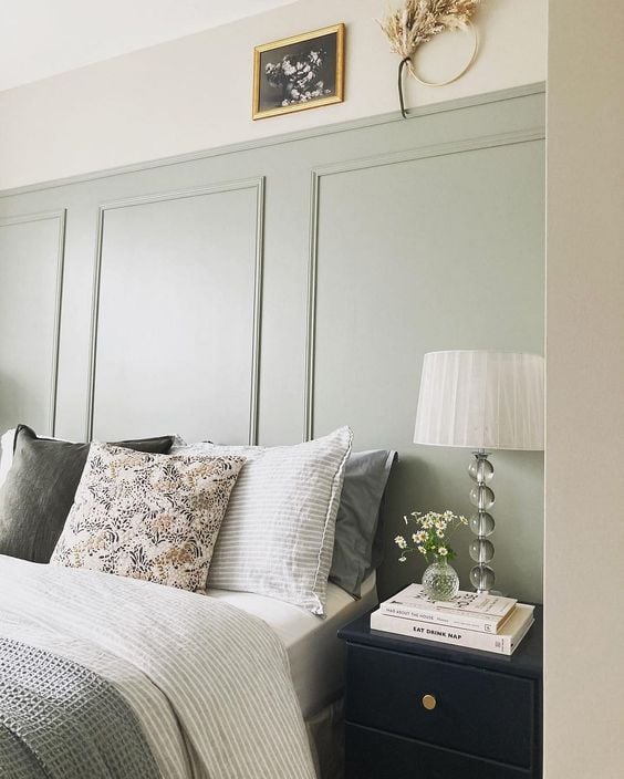 25 Sage Green Bedroom Ideas; calming sage green bedrooms colors for an airy and earthy design!