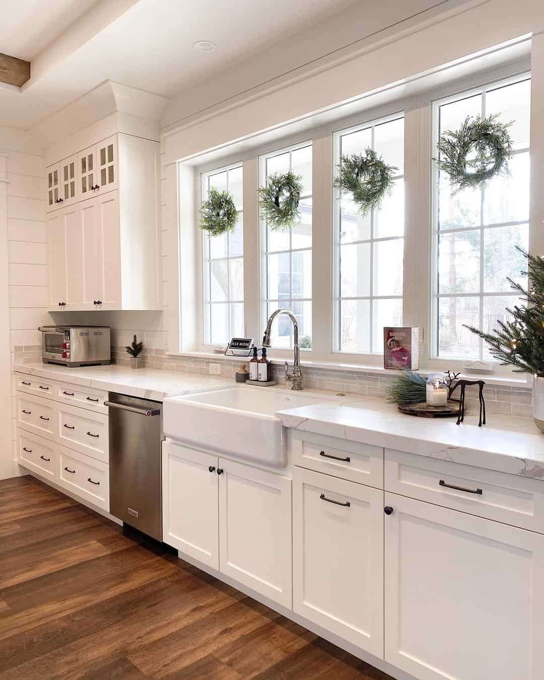 White Cabinets with Black Hardware Kitchen Ideas; white kitchen cabinets with black hardware for a beautifully classic farmhouse kitchen