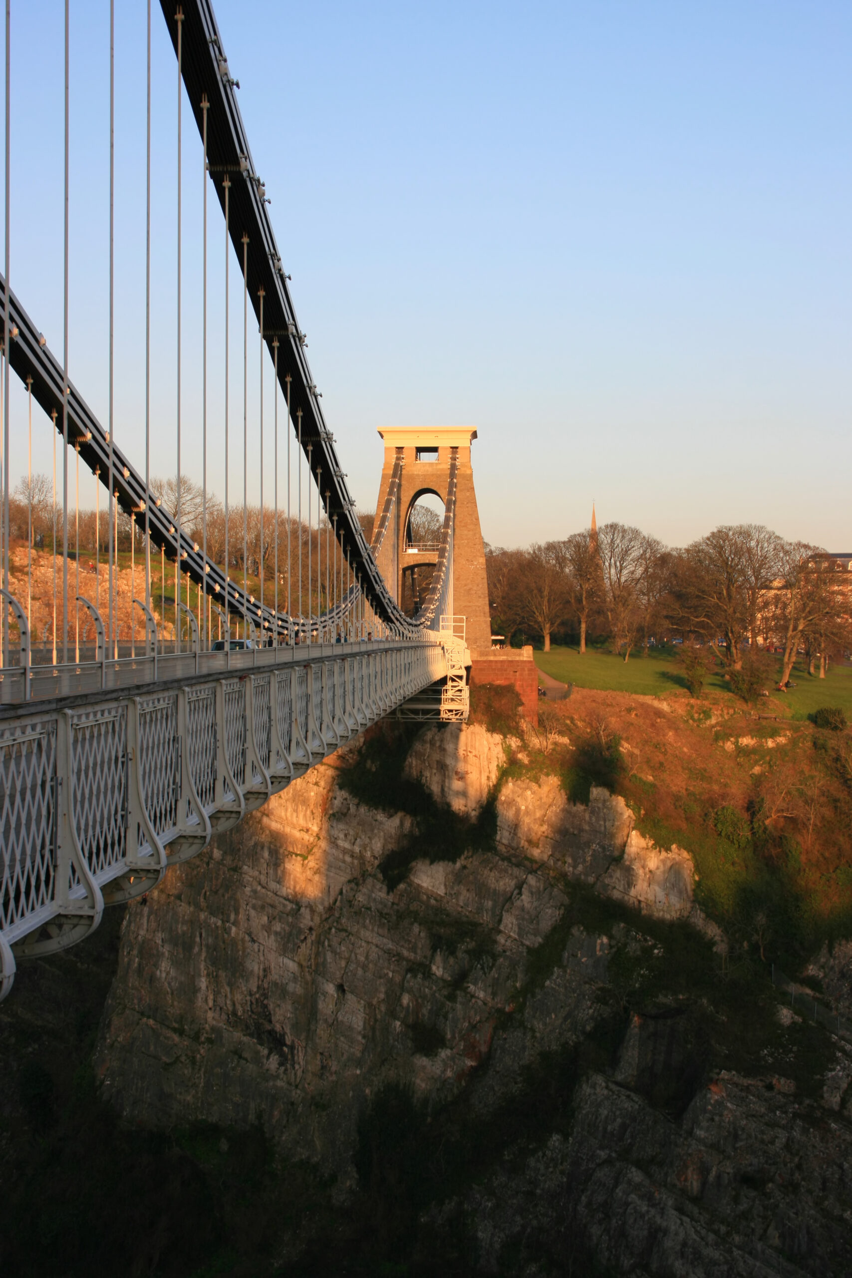 The Best Places To Live in the UK for Expats; Clifton Suspension Bridge in Bristol