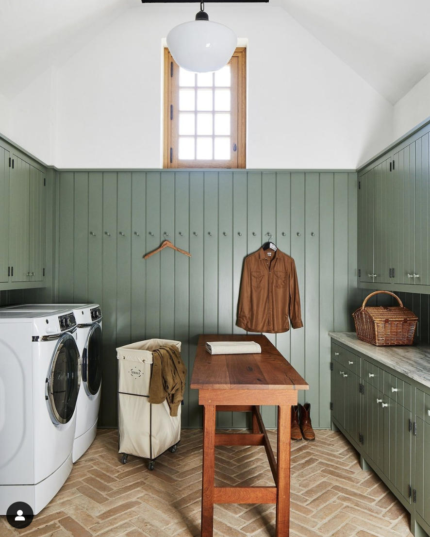 Laundry Room Designs Hacks for Small Spaces: a blog about laundry room designs for small spaces and living spaces in general.