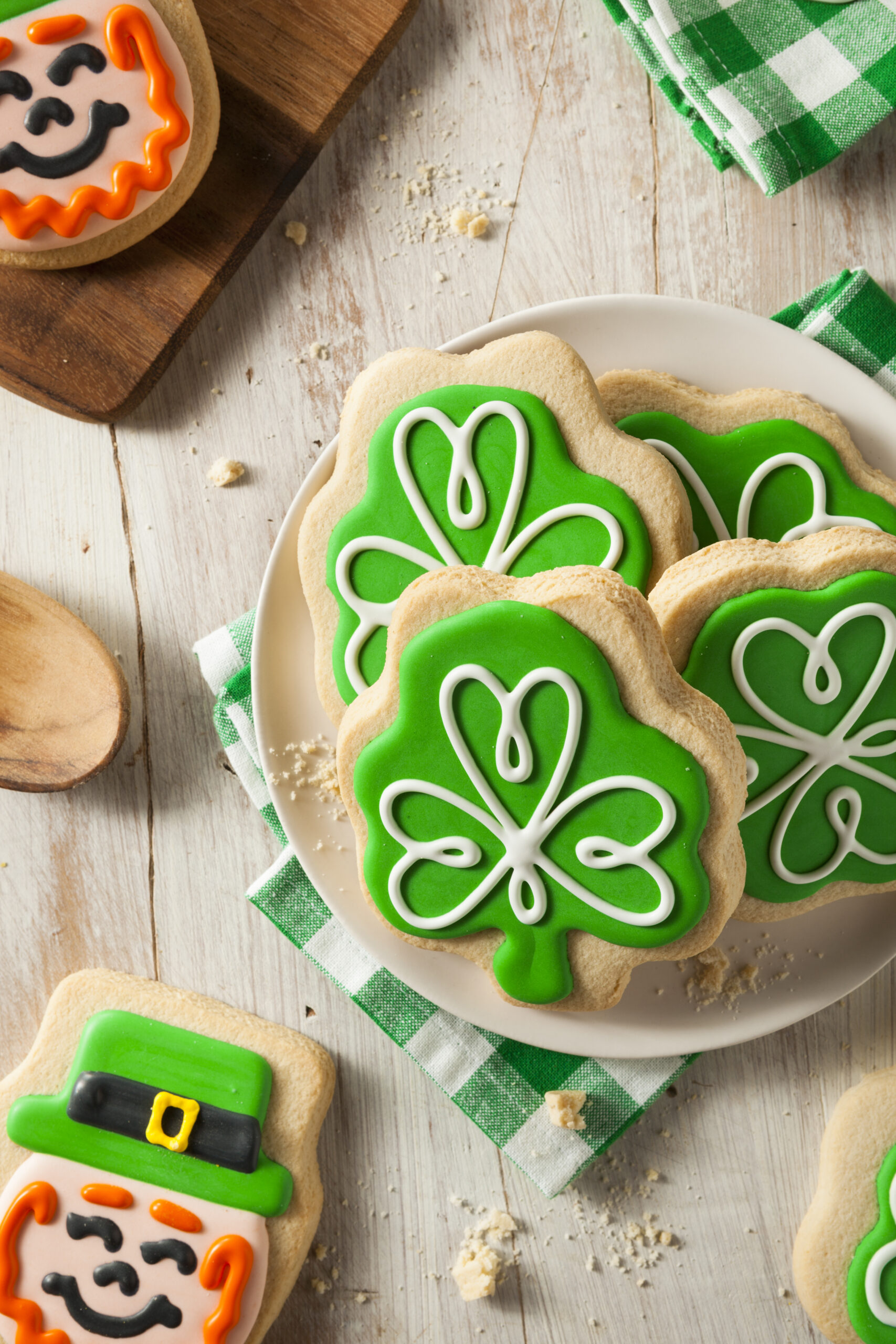 Green Clover St Patricks Day Cookies Ready to Eat - Top 10 St. Patrick's Day Dessert Recipes; St. Patrick's day recipes for desserts along with other green recipes for this Irish holiday!