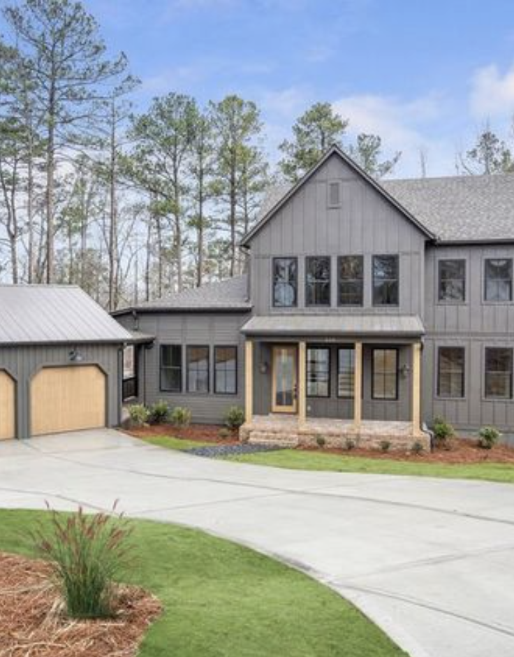 Beautiful Farmhouse Porch Columns For a Grand Entrance; Whether you call them pillars or columns, here is a showcase of the best Farmhouse style porch columns for rustic charm!