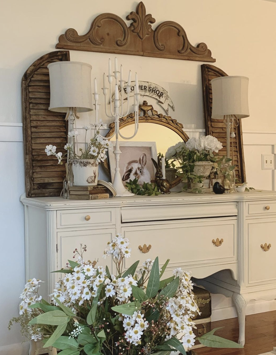 How to Decorate Your Entryway for Spring; Warm weather is on the way, and with it all the potential for beautiful flowers & bright colors. Here's how to bring springtime to your front door