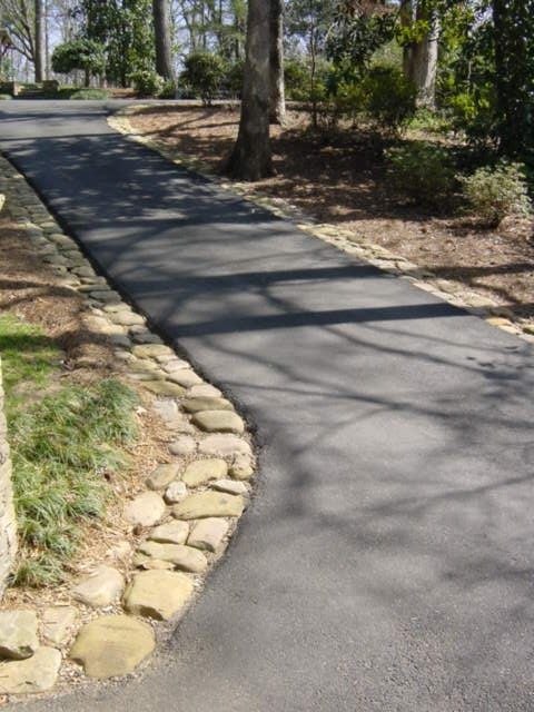 Beautiful Driveway Ideas; whether you want to use concrete, pavers, or gravel on your driveways, here are some driveway options and designs to choose from!