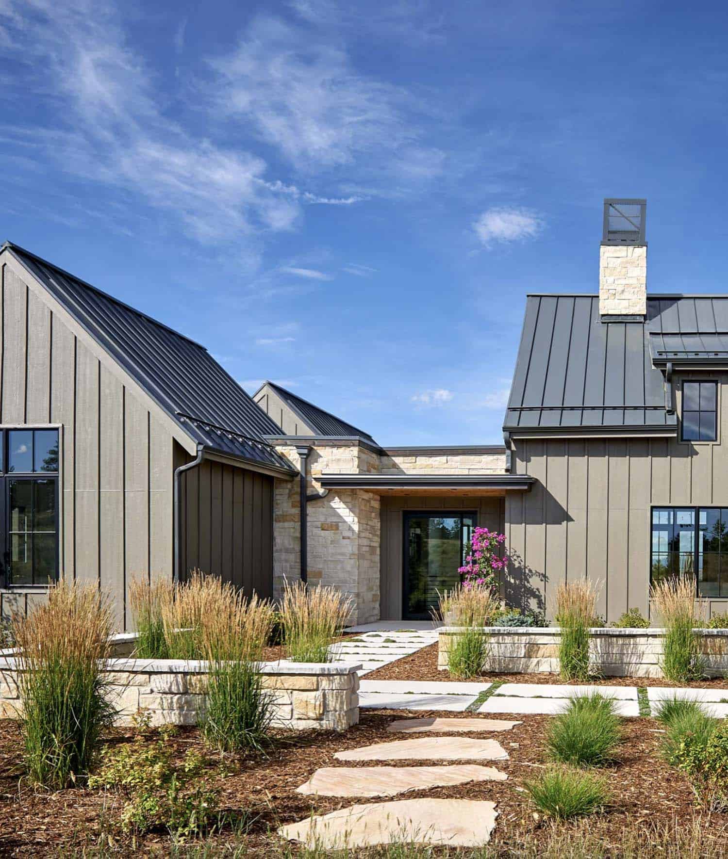 Come take a tour of this gorgeous 5,000 sq. ft. contemporary farmhouse located in the Colorado mountains.