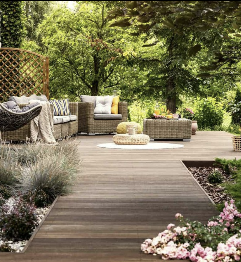 BUILDING A BACKYARD DECK; Your guide to planning, building, and caring for the beautiful backyard deck you've always wanted!