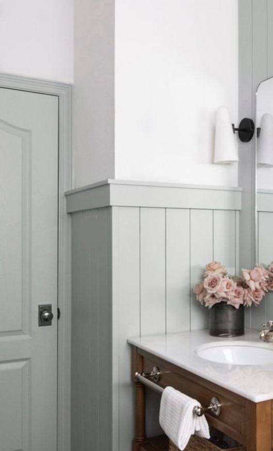 10 Genius Ways to Make Your Small Bathroom Stand Out