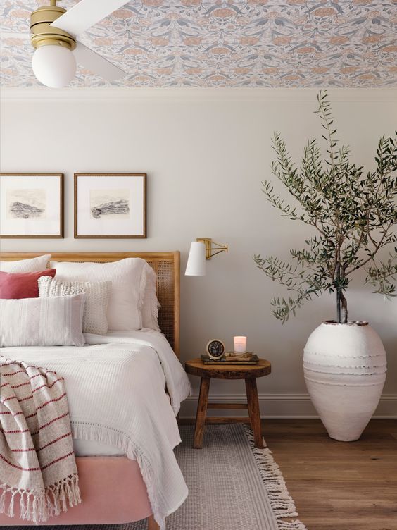 15 Best Bedrooms By Joanna Gaines from Fixer Upper; Here are the best bedroom designs and renovations done by Joanna Gaines from the TV show Fixer Upper! - Nikki's Plate #fixerupper #joannagaines