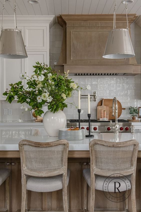 15 Proven Ways To Create a Modern Farmhouse Kitchen; how to create farm-like elements within a kitchen to achieve the overall modern farmhouse style.