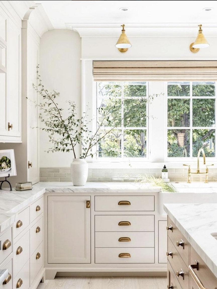 white cabinets, white kitchen - Choosing the best colors for your kitchen cabinets can be a daunting task, but with a little bit of guidance, you can create a space that is both functional and stylish.