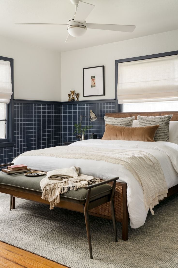 15 Best Bedrooms By Joanna Gaines from Fixer Upper; Here are the best bedroom designs and renovations done by Joanna Gaines from the TV show Fixer Upper! - Nikki's Plate #fixerupper #joannagaines