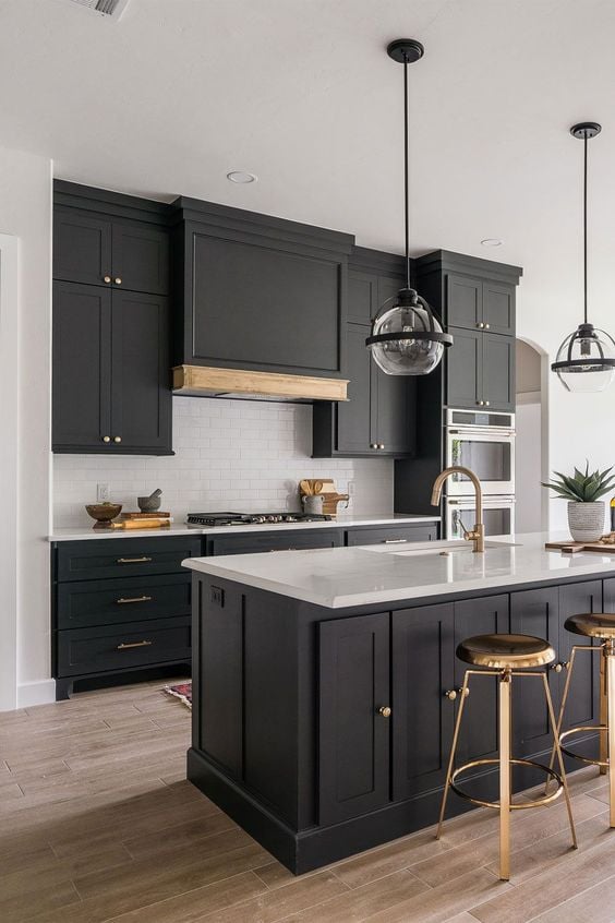 Create a Stylish Kitchen Design - Discover valuable tips and ideas for creating a stylish kitchen design that combines functionality and aesthetics. Transform your kitchen into the heart of your home with our expert advice and turn cooking into a stylish and enjoyable experience.