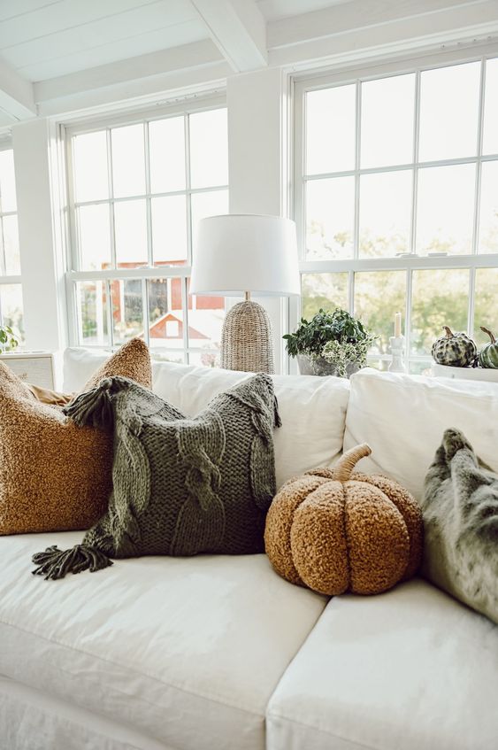 Discover 10 rustic fall decorating tips to bring warmth and charm to your home this season. Embrace the cozy atmosphere with natural elements, warm textures, earthy colors, and seasonal scents. Create a haven that celebrates the beauty of autumn and invites relaxation and enjoyment.