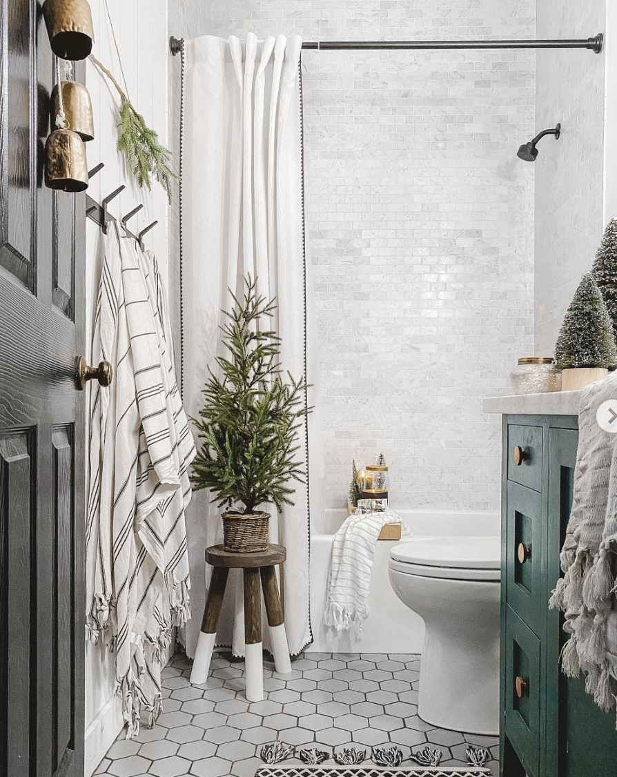 30 Christmas Bathroom Decor Ideas to Try This Season - Get into the festive spirit with these Christmas bathroom decor ideas! Discover unique and budget-friendly tips to transform your bathroom into a winter wonderland, bringing all the Christmas cheer right into your home!