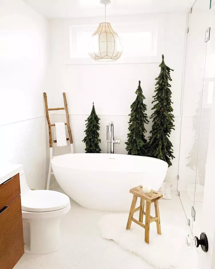 30 Christmas Bathroom Decor Ideas to Try This Season - Get into the festive spirit with these Christmas bathroom decor ideas! Discover unique and budget-friendly tips to transform your bathroom into a winter wonderland, bringing all the Christmas cheer right into your home!