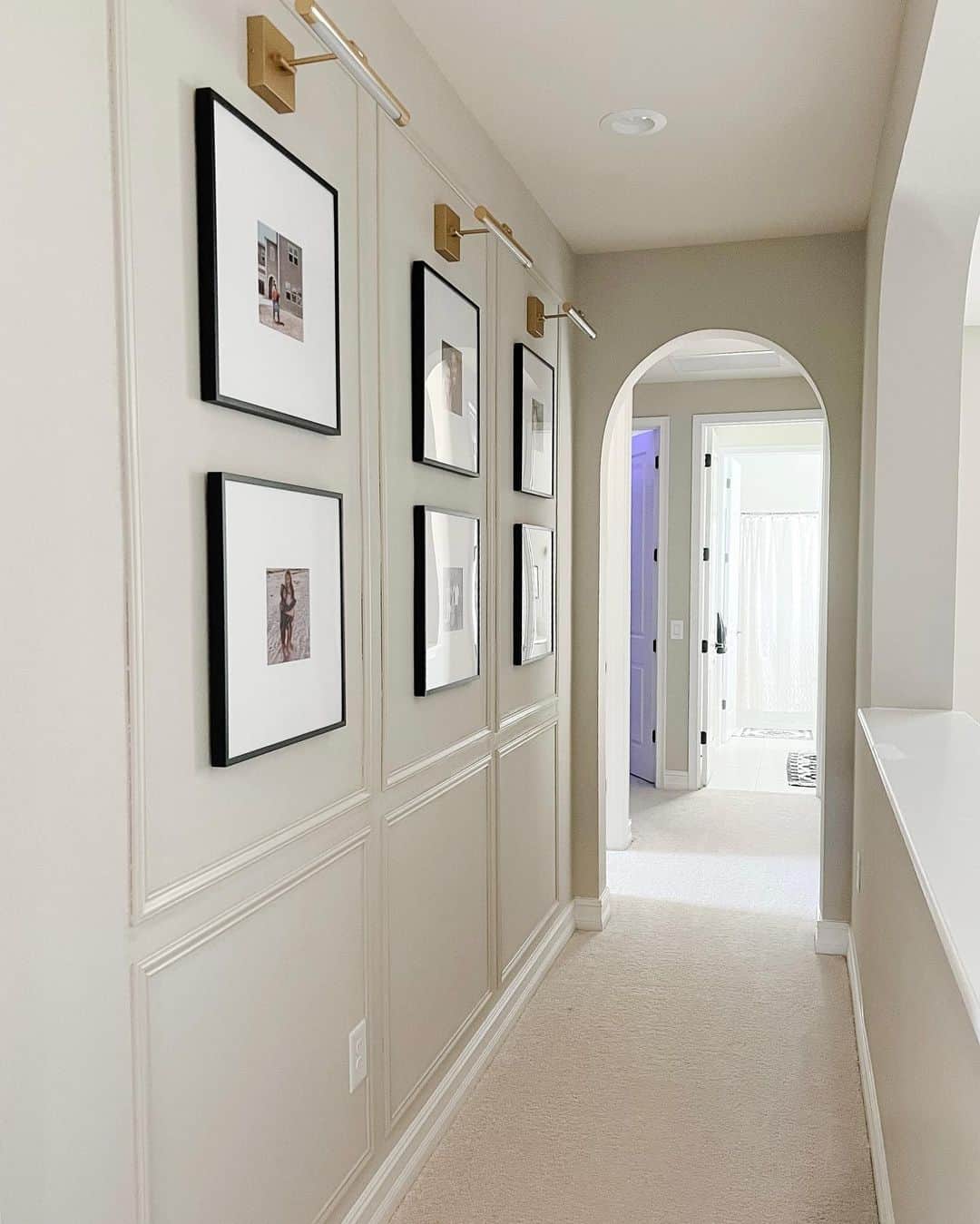 30 Hallway Light Fixtures: variety of luminous fixtures that guarantee to stylishly brighten up your corridors. Discover modern, traditional, and whimsical lighting ideas to elevate your hallway decor. Because it's not just a passage, it's part of your home.