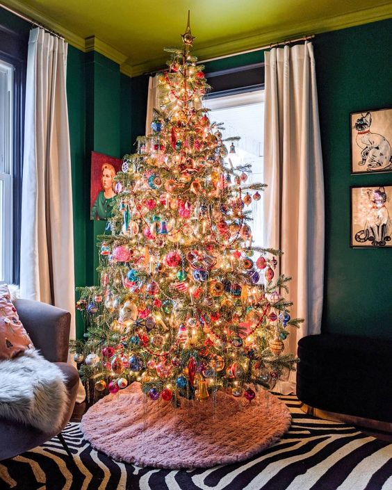 20 Tinsel Christmas Tree Ideas: Discover creative ways to set the holiday mood with my round-up of 20 cute Tinsel Christmas Tree ideas. Bring a touch of sparkle and vintage charm to your home this festive season with my tinsel covered tree inspiration!