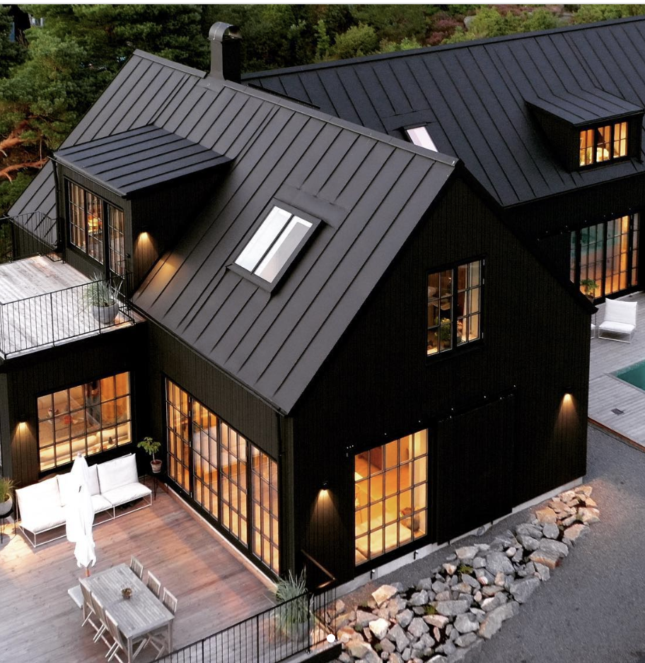 Explore 15 stunning black barndominium ideas that challenge traditional home design norms. These bold, innovative black homes combining barn charm with modern style might just inspire you to rethink your own living spaces.