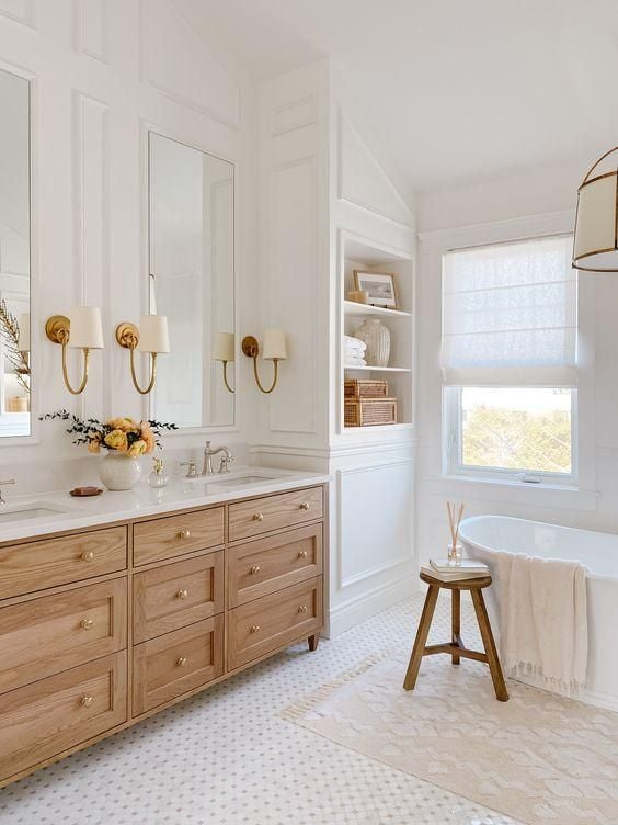 19 Bathroom Essentials for a Comfortable and Functional Space - Get your bathroom feeling like a little slice of paradise! Check out our laid-back guide to the ultimate bathroom essentials. We're talking top picks for function, comfort, and those oh-so-necessary splashes of luxury. Dive in and start every day right!