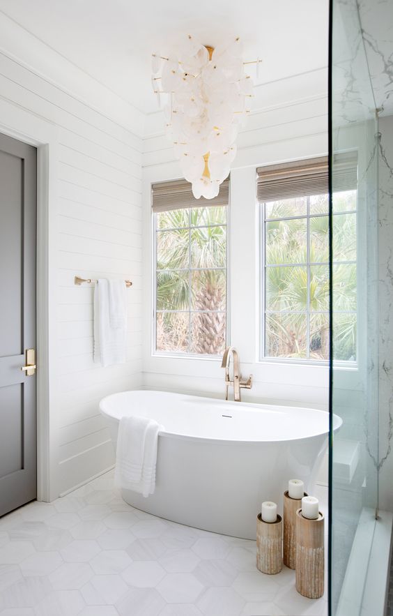 15 Best Freestanding Bathtub Designs to Elevate Your Bathroom: Get ready to soak up some major style with my top 15 freestanding bathtub designs! These picks are sure to give your bathroom that wow factor and bring a splash of luxury to your daily routine.