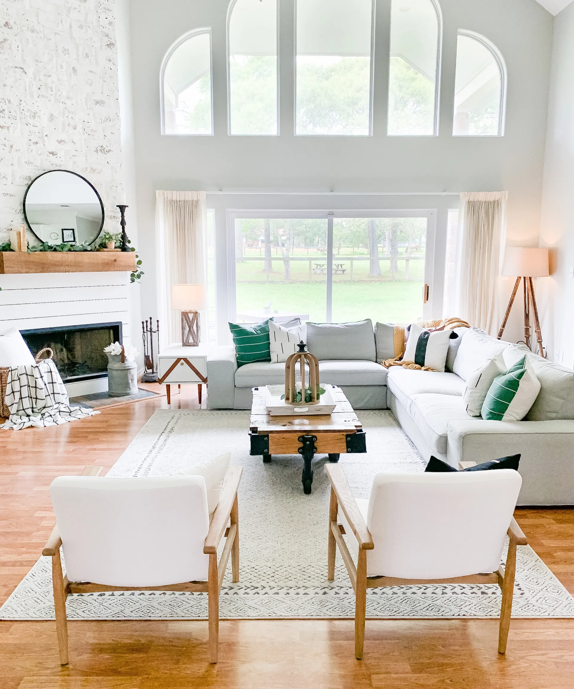  Cozy Corner Fireplace Ideas to Bring Warmth to Your Space - Dive into my guide for creating a stunning corner fireplace that's all about cozy vibes and style. I've got the tips and ideas to make your space warm, welcoming, and oh-so-chic.
