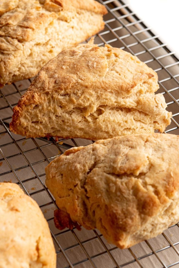 Discover 15 of the best sourdough scone recipes—sweet, savory, and perfect for using up sourdough discard. Easy, flavorful, and ideal for any season.