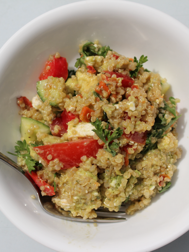 GREEK AVOCADO QUINOA SALAD story Nikki's Plate