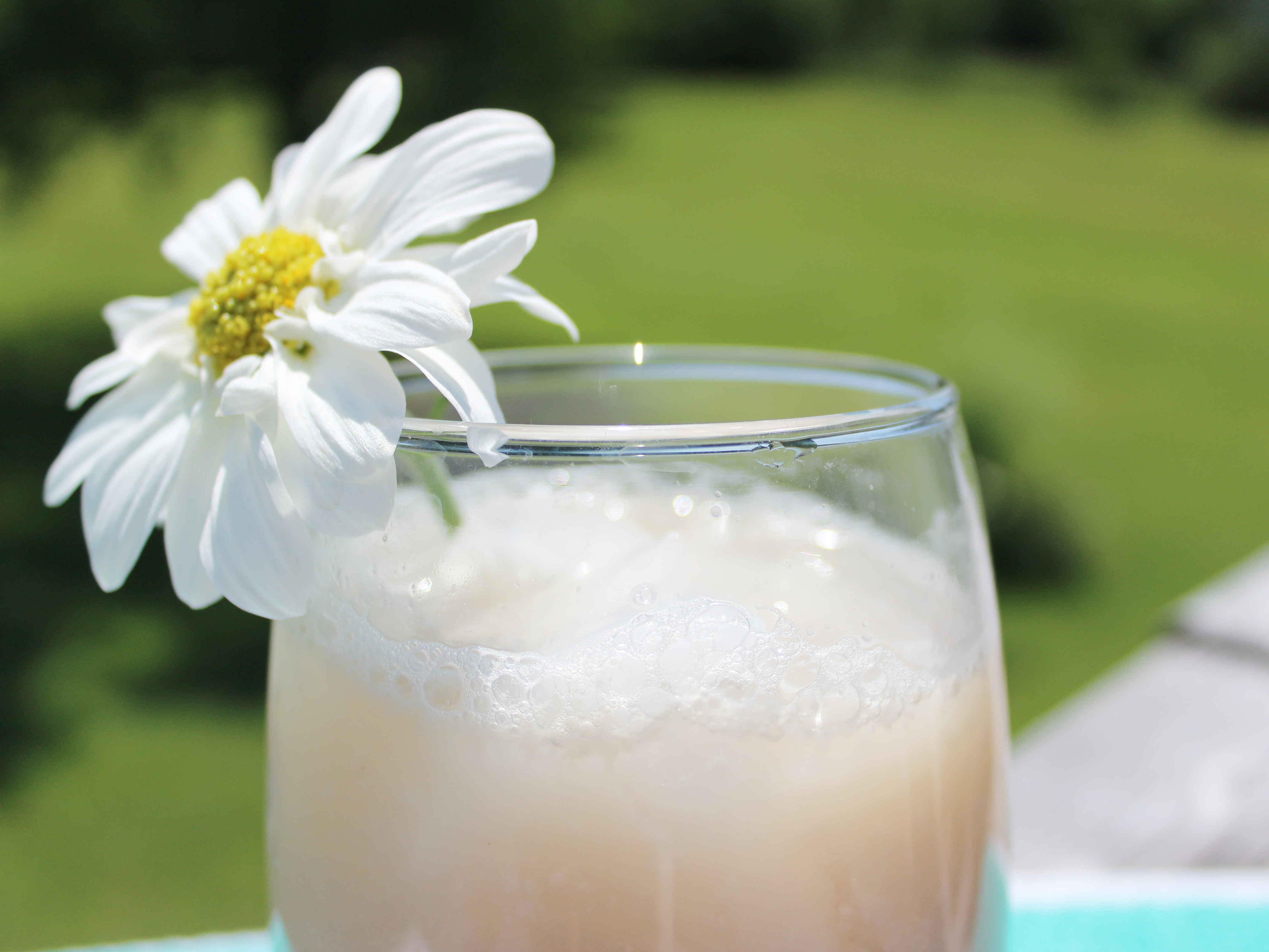 Acai Iced Tea Latte