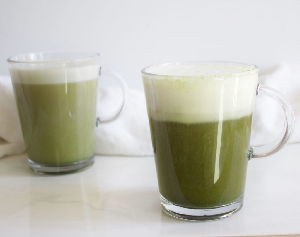 Vanilla Matcha Latte - www.nikkisplate.com