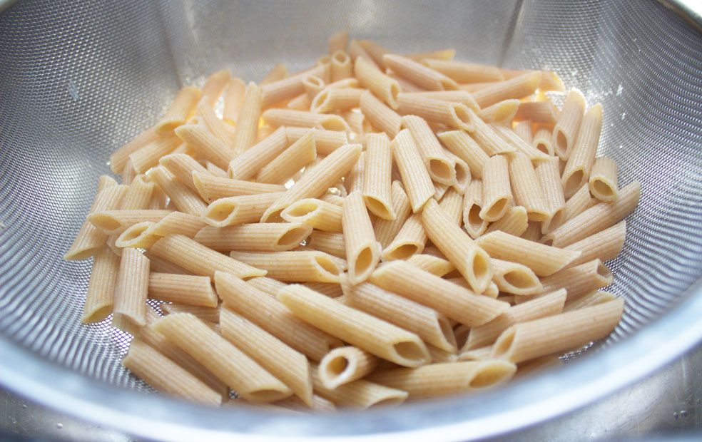 Creamy Cilantro and Avocado Penne {Gluten Free and Vegan} www.nikkisplate.com