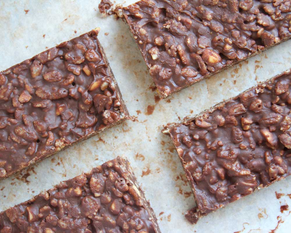 Make these delicious vegan chocolate crunch bars for when you have a chocolate craving that just needs to be satisfied, without the guilt!