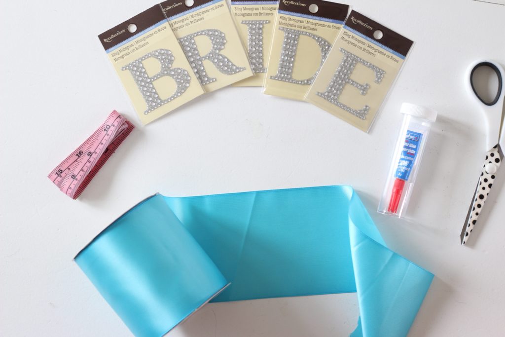 DIY Bridal Sash for a Bachelorette Party - www.nikkisplate.com