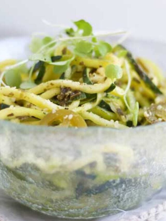 JALAPENO PESTO ZUCCHINI NOODLES story Nikki's Plate