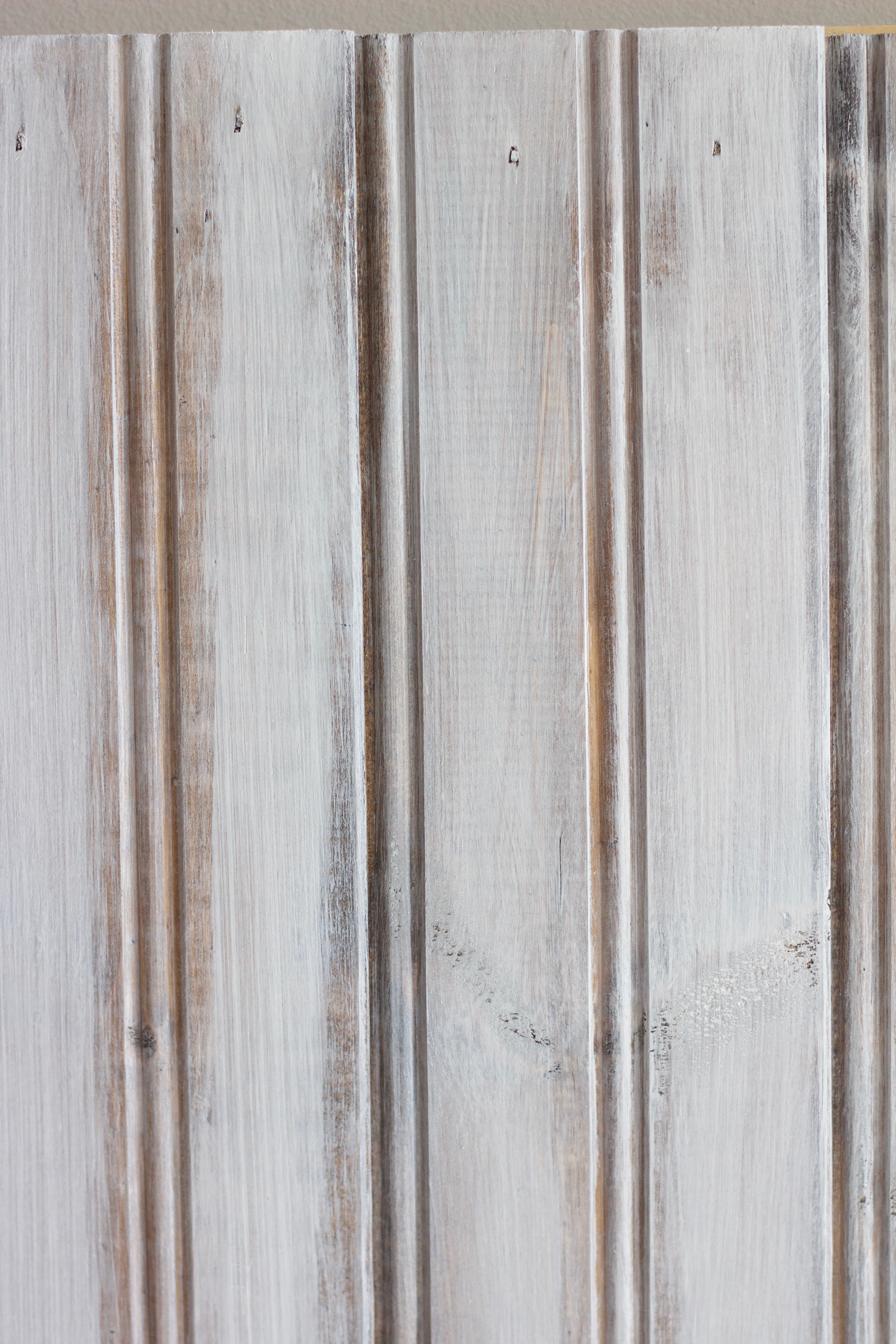 How to White Wash Wood Like a Pro - Nikki's Plate