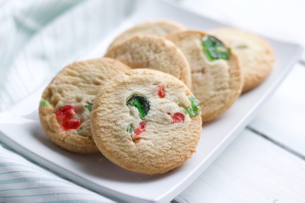 These delicious and easy gluten-free shortbread cookies are perfect for the dairy-free Christmas cookie lover!