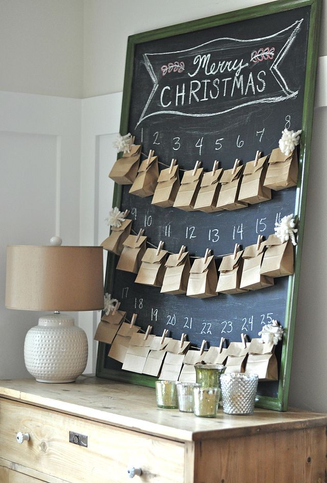 DIY Christmas Advent Calendar || Christmas decor, crafts and fun! Nikki's Plate