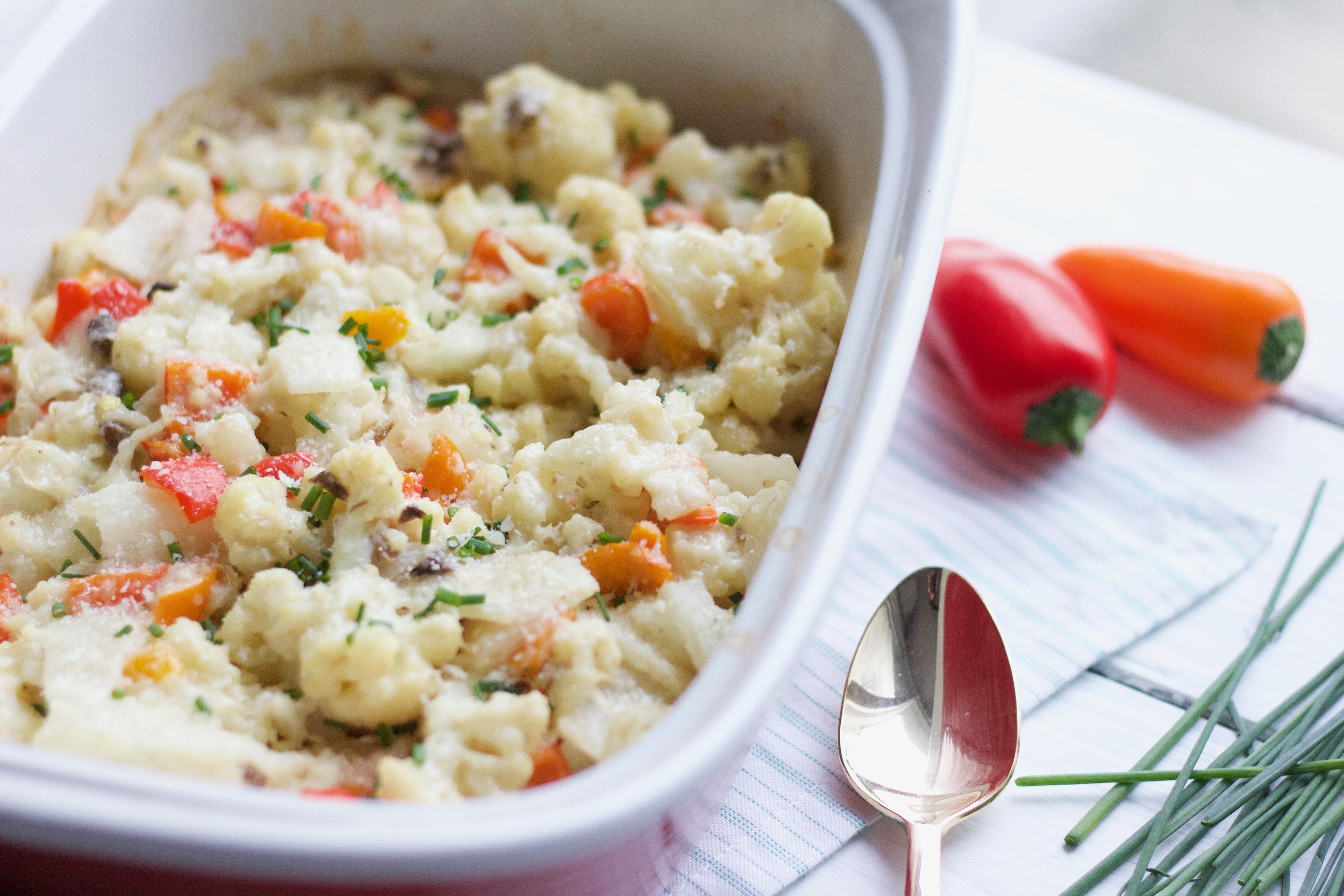 Creamy Cauliflower Bake with Tribelli Peppers || Gluten free, dairy free, vegan - Nikki's Plate www.nikkisplate.com