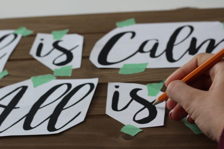 How to Make a DIY Christmas Lights Sign Nikki's Plate