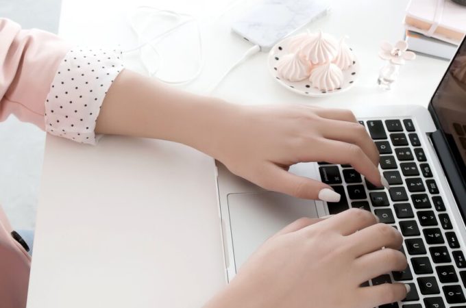 The Complicated Blogging Elements You Need to Get Right; struggling in the blogging world? Here are the most common components that bloggers need to master in order to have a successful blog! - Nikki's Plate www.nikkisplate.com