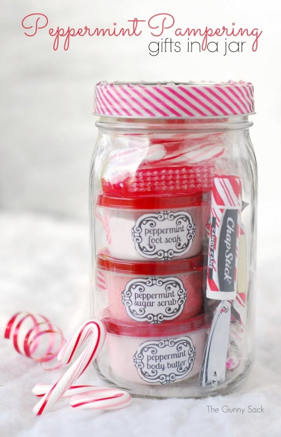 This peppermint themed mason jar gift is perfect for any friend that needs some self-care