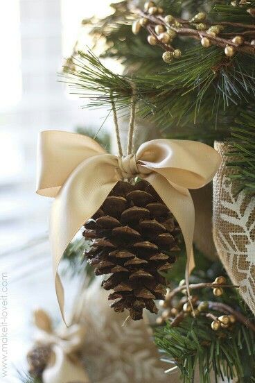 Pine cones are a simple, all-natural Christmas tree decor piece that adds so much style to your tree!